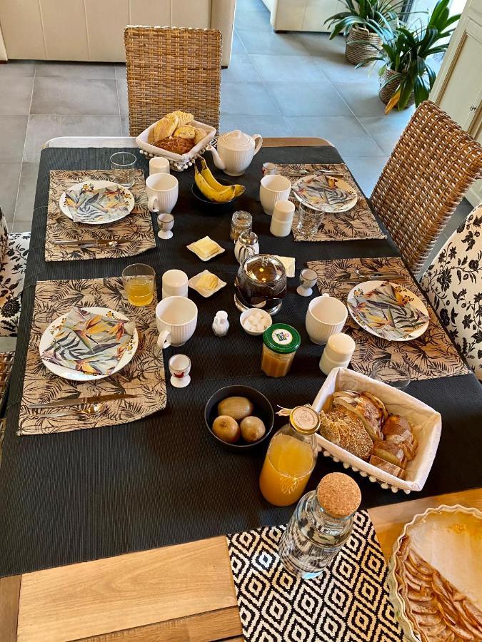 Bed and Breakfast Aux 2 Girouettes Merville  Экстерьер фото